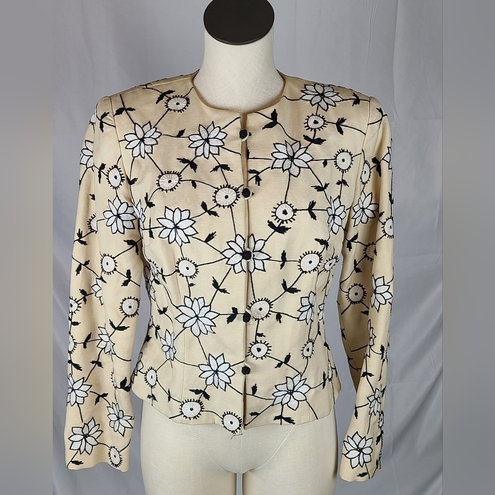 MAGGY LONDON Bolero Linen Jacket -
